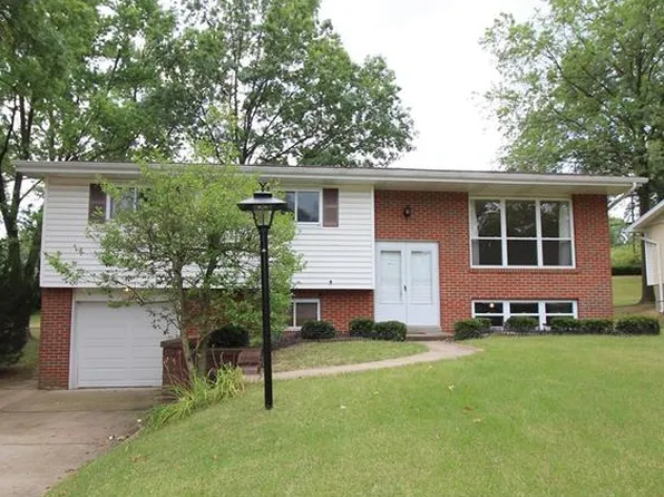 11084 Patrina Ct, Saint Louis, MO 63126