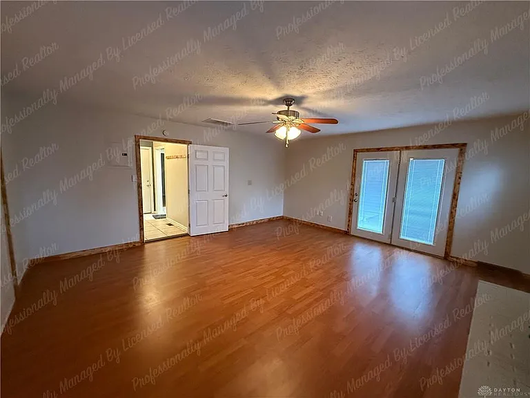 217 Wolf Ave — Photo 18