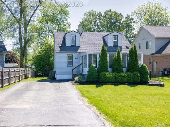 3757 Cone Ave, Rochester Hills, MI 48309