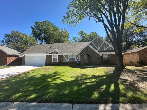 6005 Fox Ridge Dr, Memphis, TN 38115