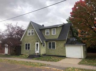 337 Hecla St, Lake Linden, MI 49945