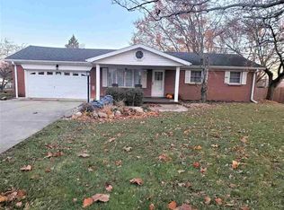 2072 E Wellsview Rd, Connersville, IN 47331