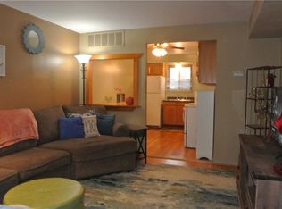 1570 Lee Terrace Dr #B4, Wickliffe, OH 44092