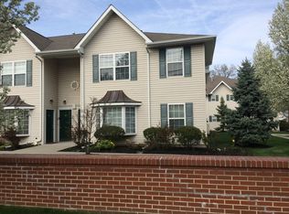 39 Chanda Ct, Clifton, NJ 07012