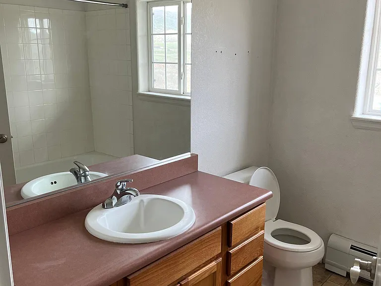 511 River View Dr #1405 — Photo 10
