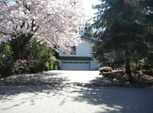 79 NW Solnae Pl, Bremerton, WA 98311