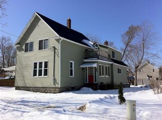 804 Kosciusko St, Manistee, MI 49660