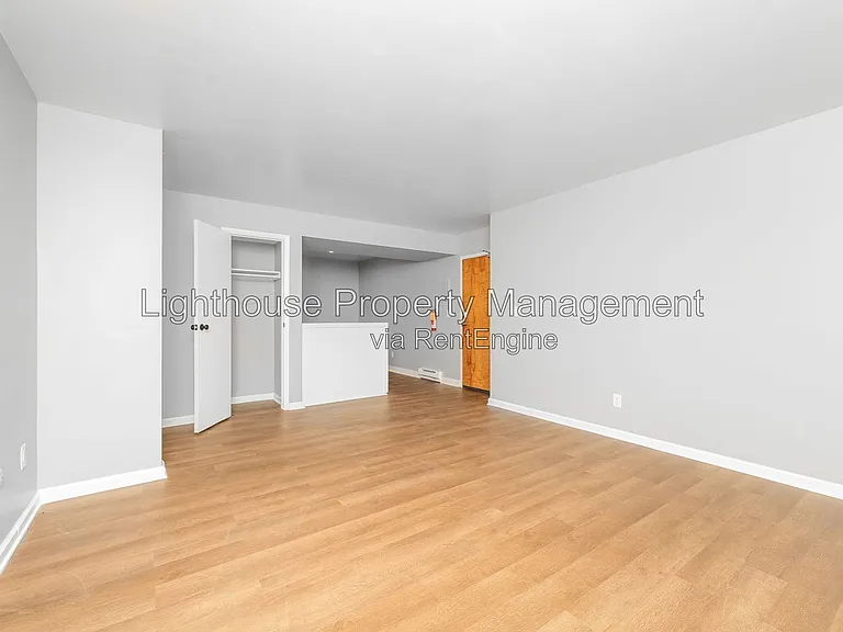 1832 Winton Ave #202 — Photo 4