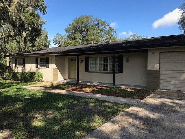 2nd image of 1155 NE 77th St