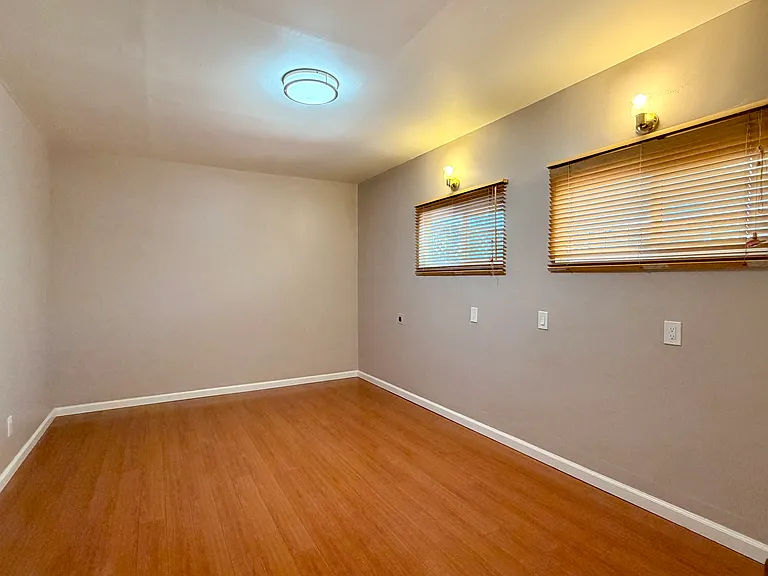 152 Warren Dr #3 — Photo 16