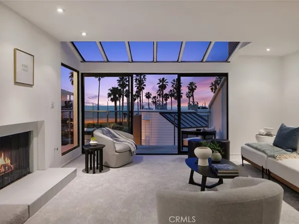 24 Sea Colony Dr, Santa Monica, CA 90405