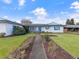 693 SW Hayter St, Dallas, OR 97338