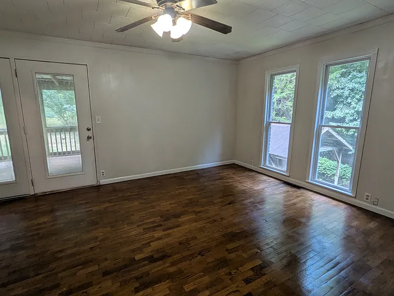 Bogue Rd — Photo 14