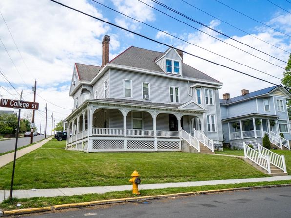 170 W College St APT 3