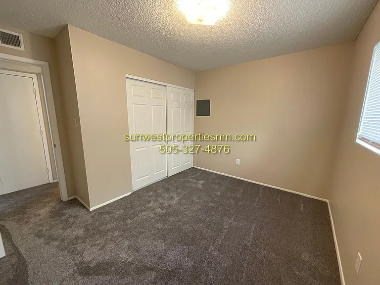 2203 N Tucker Ave — Photo 8