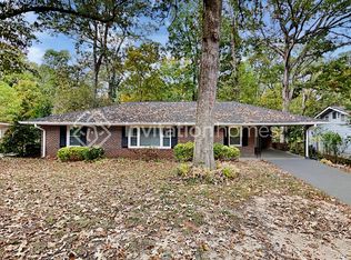196 Indian Trl, Marietta, GA 30068