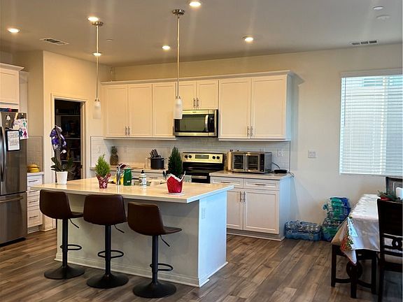 3rd image of 533 Pablo Rd