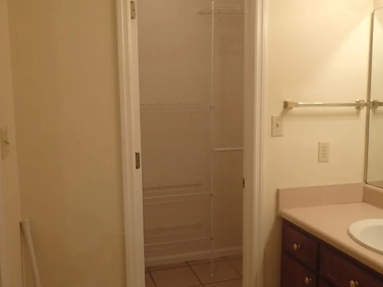 3905 Heatherwoods Dr — Photo 5