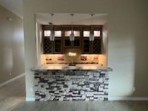 3rd image of 2402 S Christians Cir