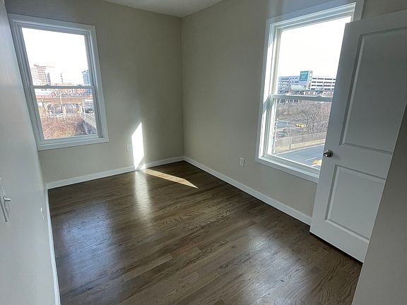5th image of 65 S Harrison St #12L