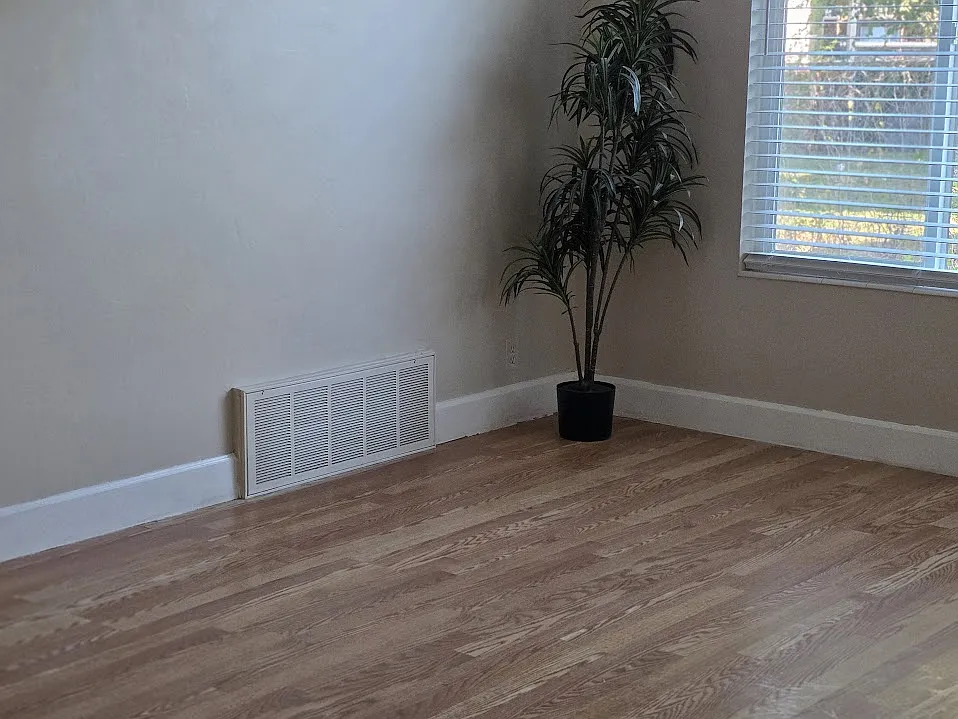 2 bed, 1000 sqft, $1,695 — Photo 3
