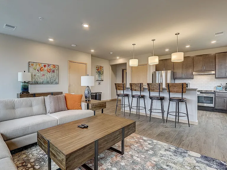 The Compass Apartments — Photo 7