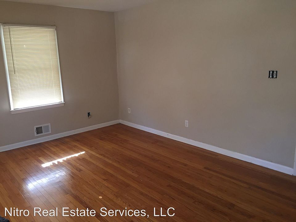 2nd image of 6732 S Benton Ave