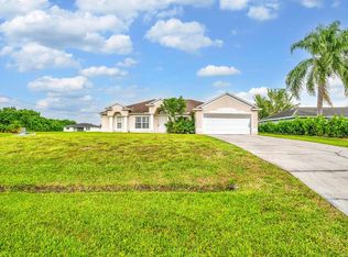 446 SW South Quick Cir, Port Saint Lucie, FL 34953