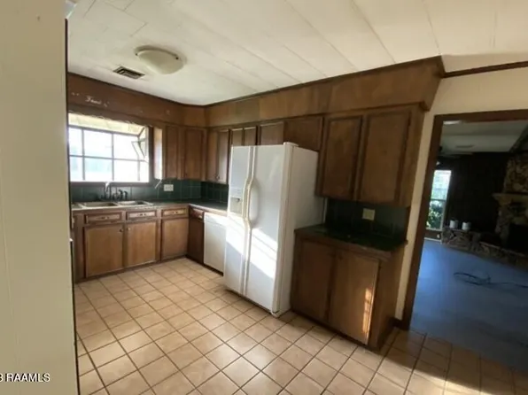 101 Ben Monic Dr, Evangeline, LA 70537