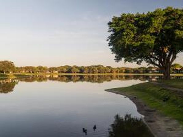 2650 Greenwood Ter #125