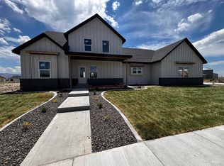 933 E Coventry Ln, Burley, ID 83318
