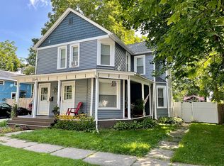 20 Van Dorn St, Saratoga Springs, NY 12866