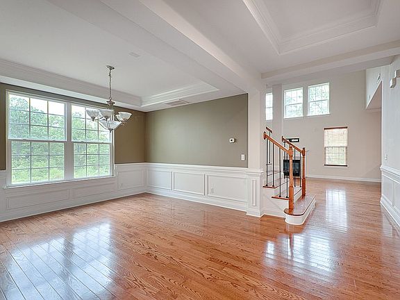 5th image of 15007 Easywater Ln