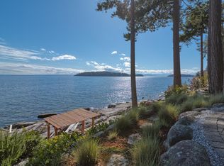 6085 Silverstone Ln, Sechelt, BC V7Z0T8