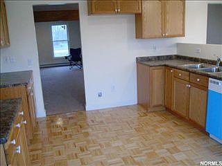 3rd image of 3649 Stanhope Kelloggsville Rd