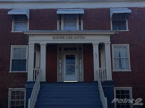 632 Ridge St Front Entry