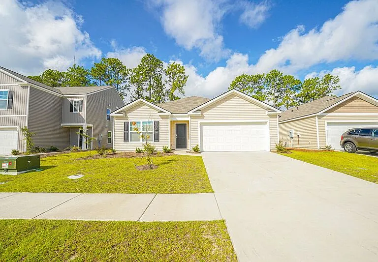 433 Coconut Dr — Photo 4