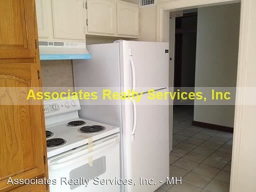 4th image of 2501 NW 6th St APT 2