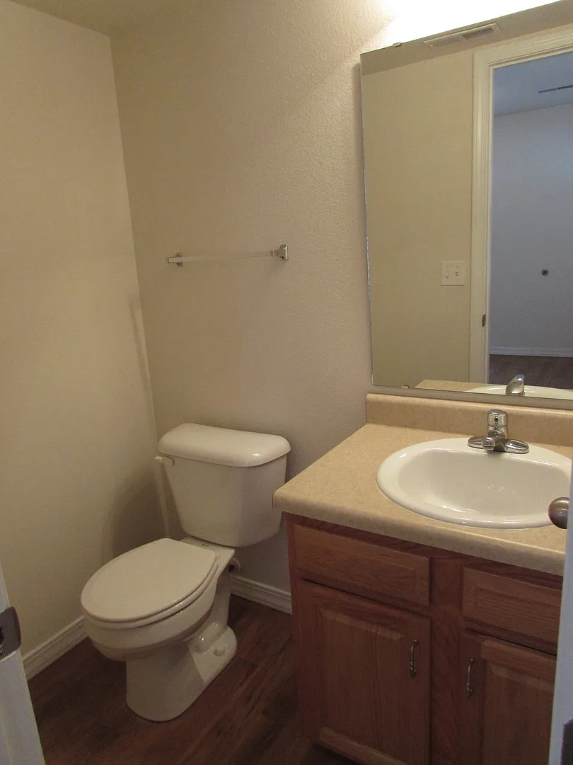 6188-MF1-E1 — Photo 3