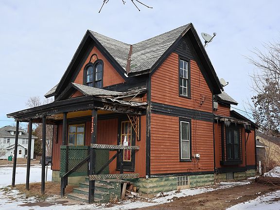 2nd image of 713 5th Ave