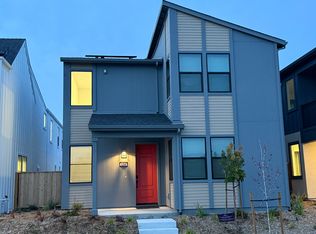 1244 Waldorf Ln, Rohnert Park, CA 94928