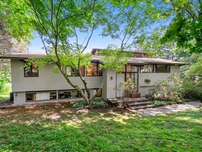 20 Meadowbrook Rd, Westwood, MA, 02090