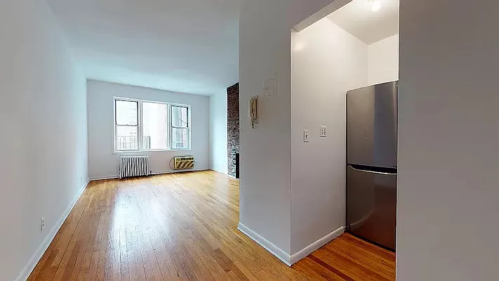 Rented by Bond New York | media 10