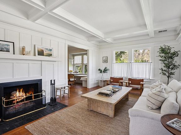 4th image of 268 E Blithedale Avenue