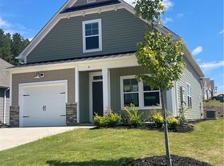 8 Sweetgrass St, Central, SC 29630