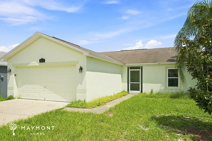 3 bed, 2.0 bath, 1184 sqft, $1,737 — Photo 2
