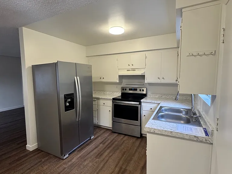 151 Vera Cir #151 — Photo 5