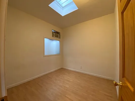 Rented by Village Living Realty | media 4