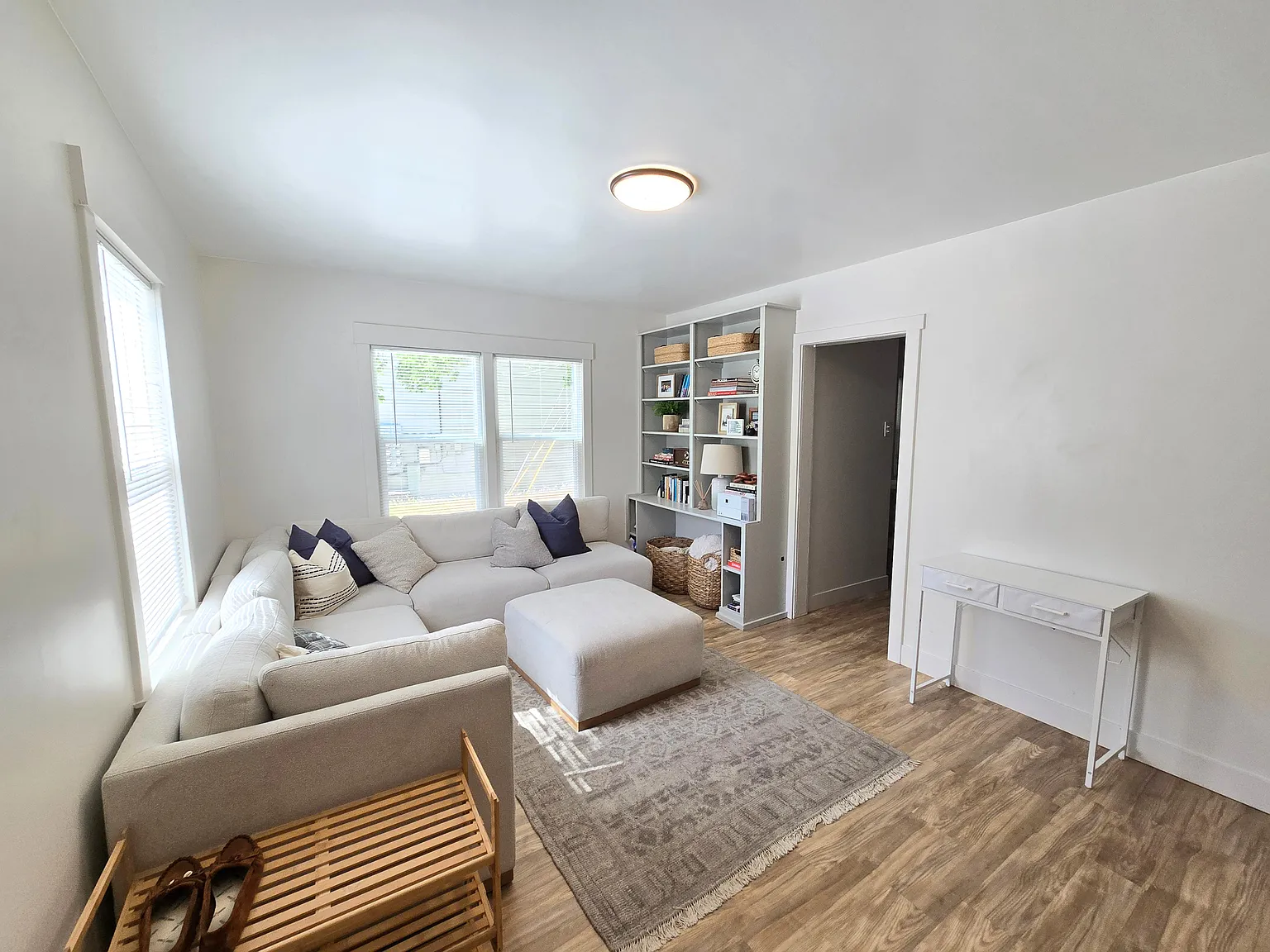 2 bed, $525 — Photo 3