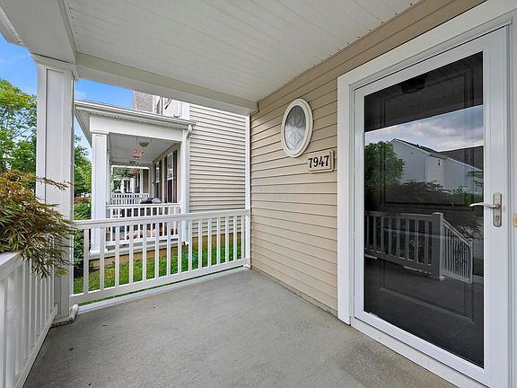 4th image of 7947 Ashenden Dr